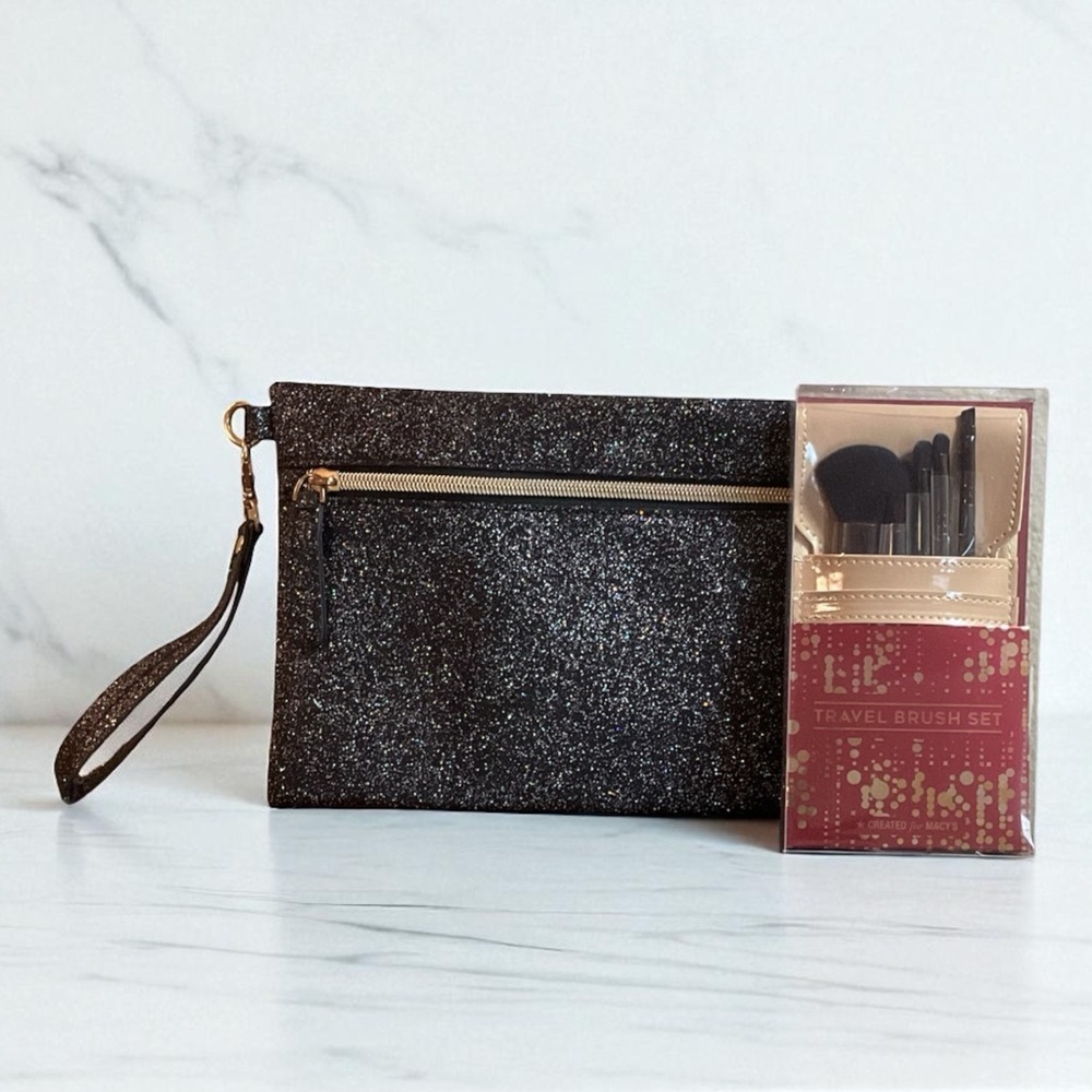 Makeup Bag & Travel Brush Set.